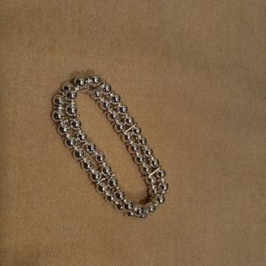 Round silver bead stretch bracelet